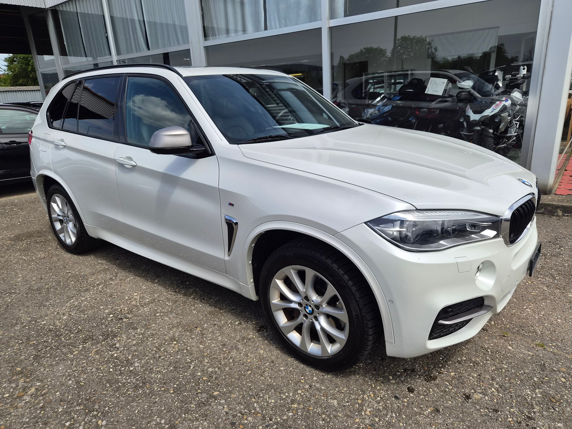 BMW X5 xDrive M50d Steptronic-image-0