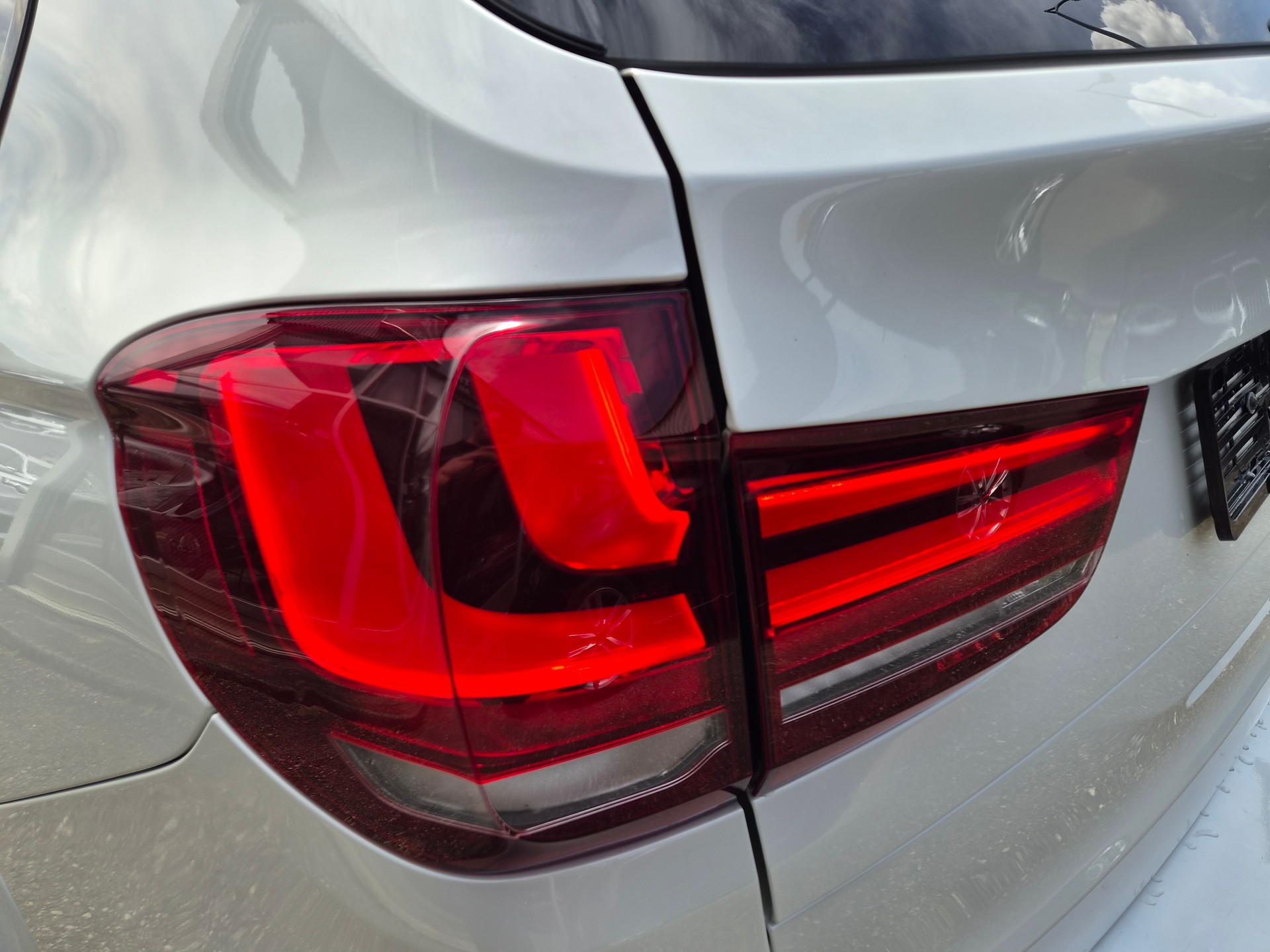 BMW X5 xDrive M50d Steptronic-image-29