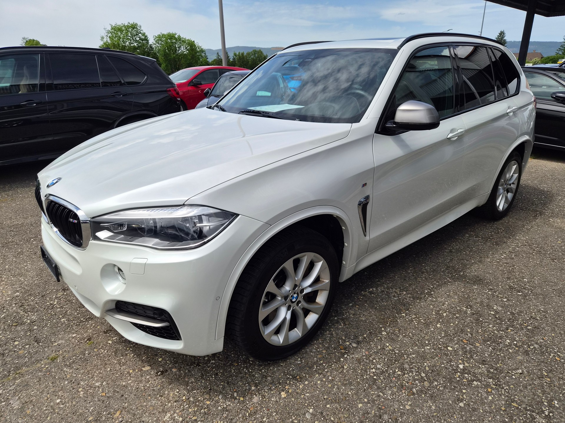 BMW X5 xDrive M50d Steptronic-image-2