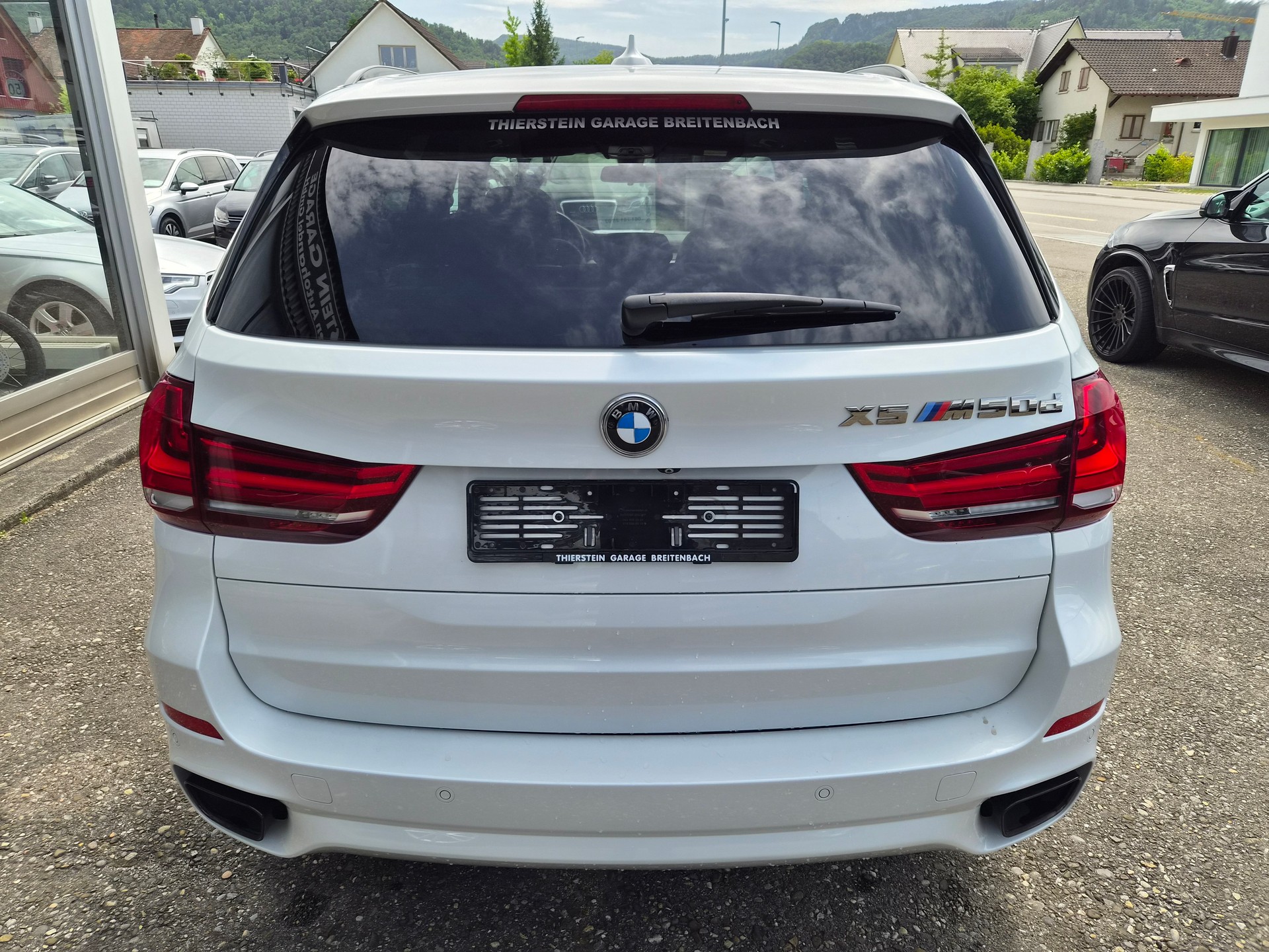 BMW X5 xDrive M50d Steptronic-image-4