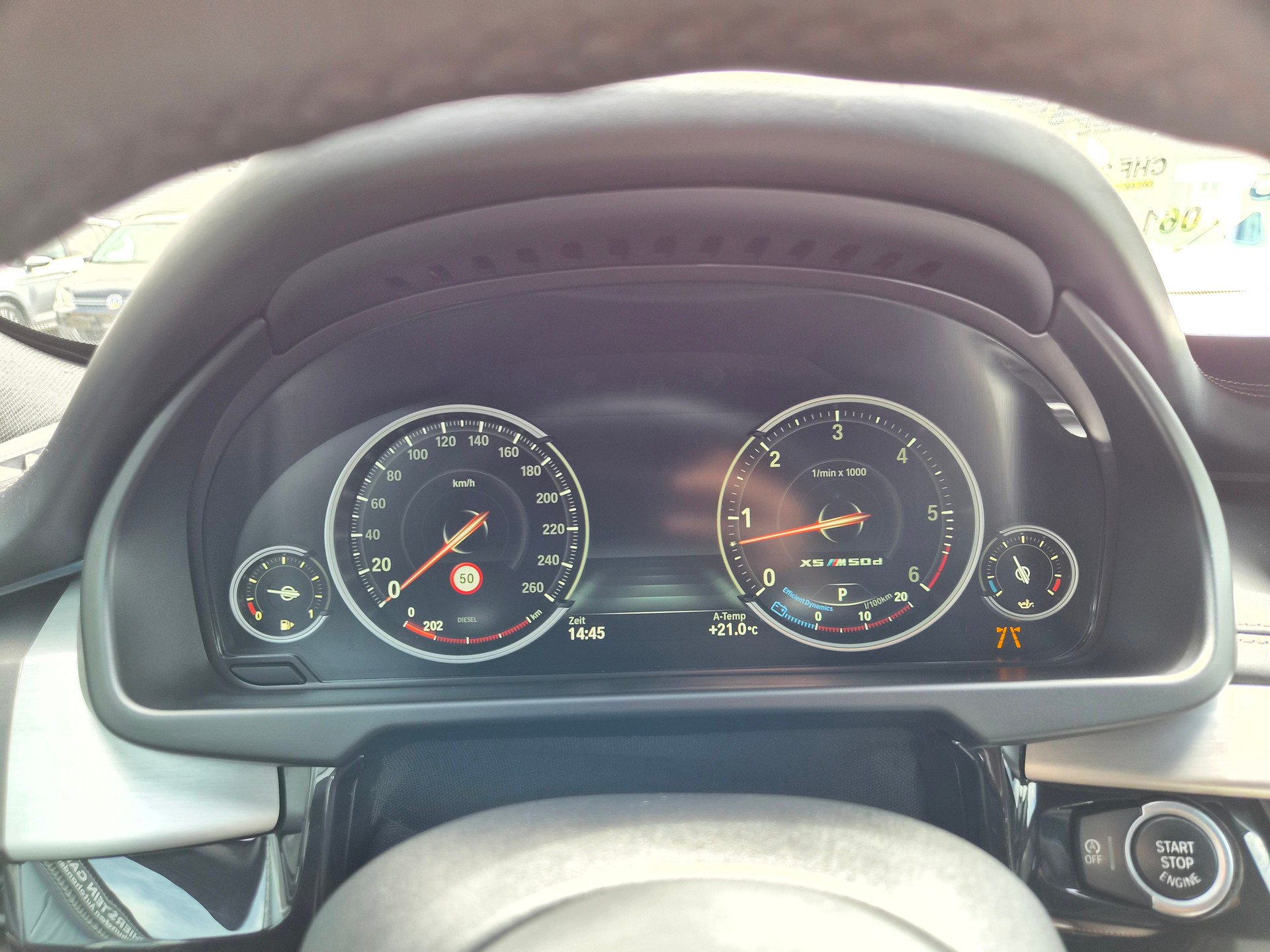 BMW X5 xDrive M50d Steptronic-image-16