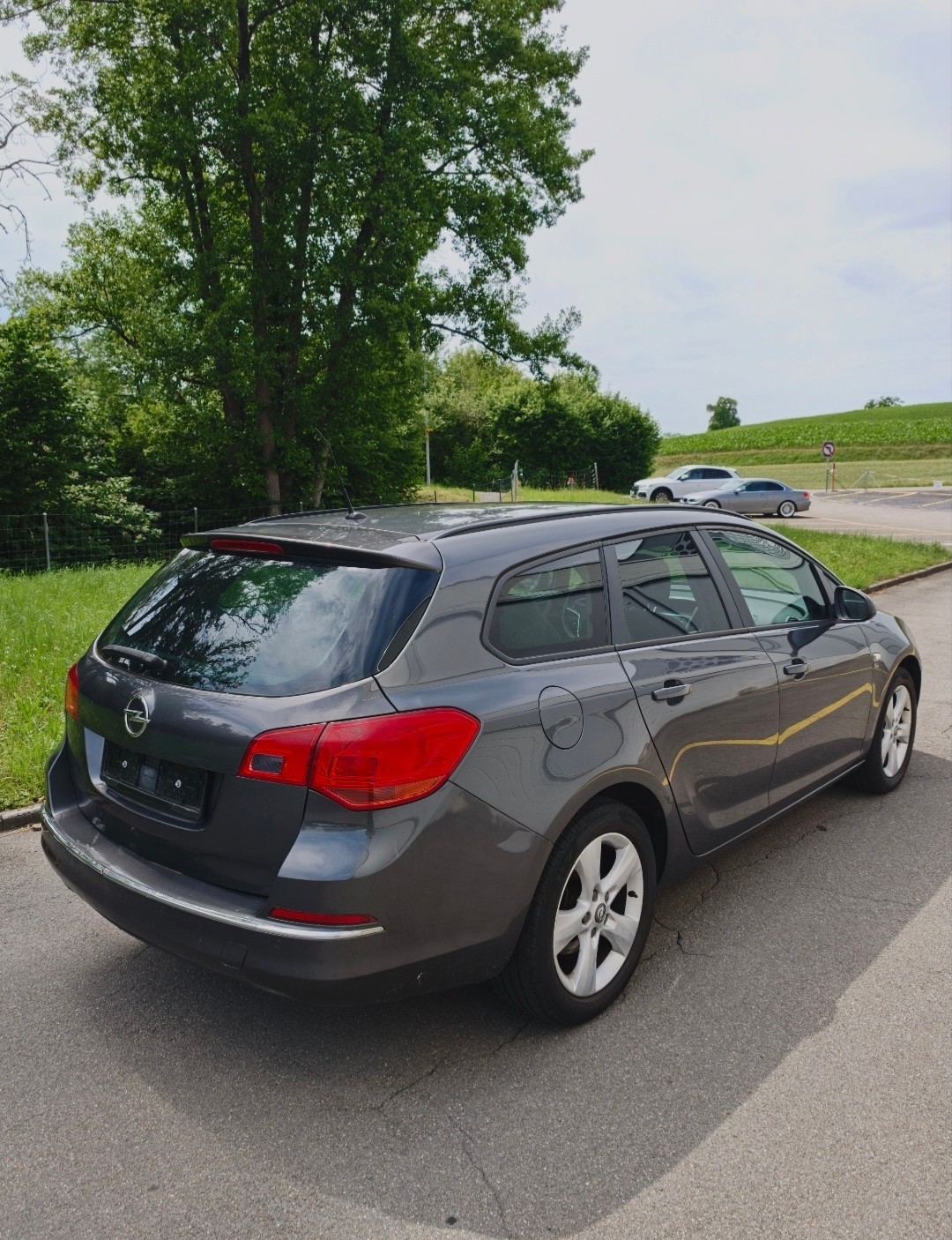OPEL Astra SportsTourer 1.7 CDTi Anniversary Edition-image-3