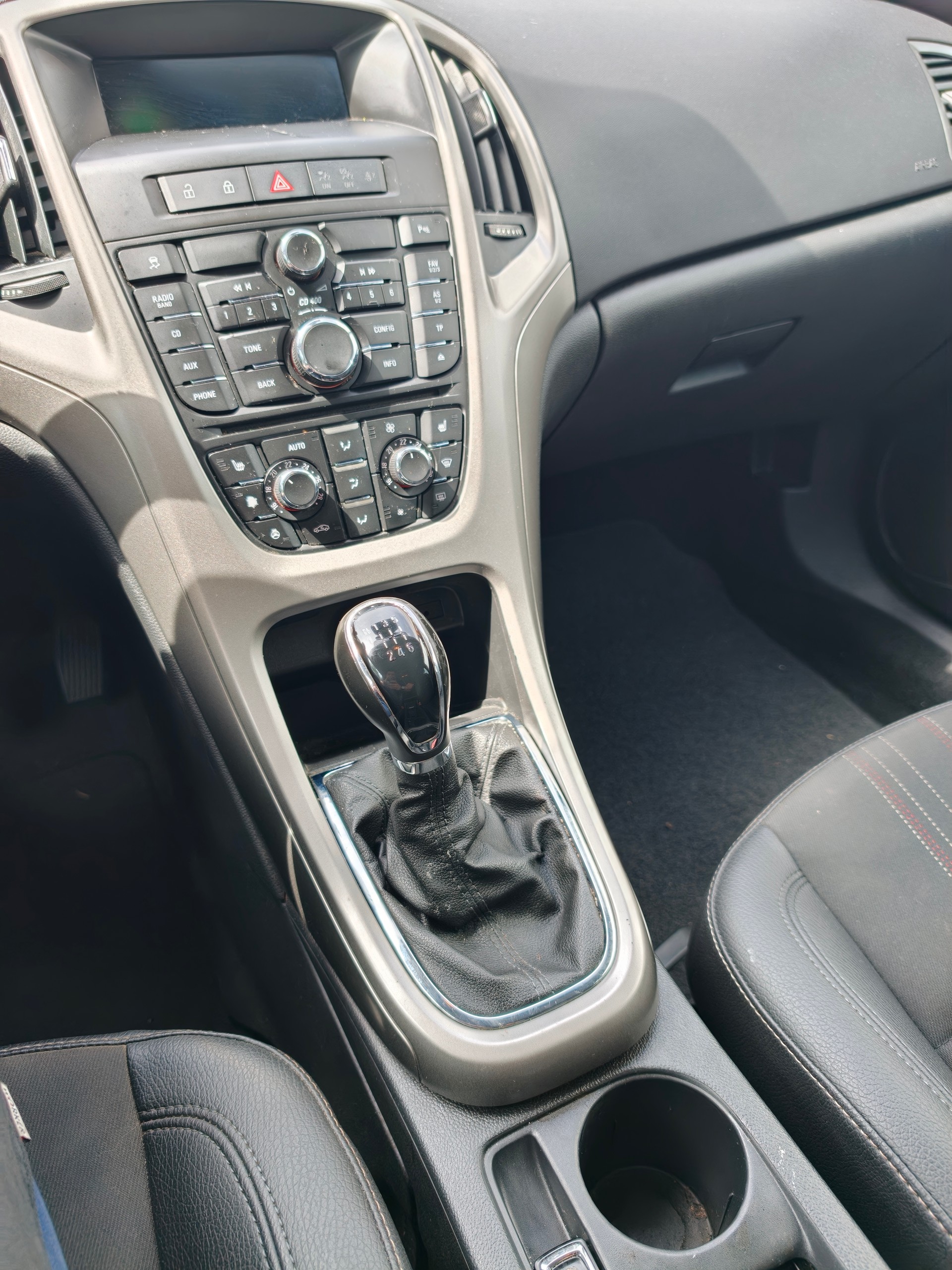 OPEL Astra SportsTourer 1.7 CDTi Anniversary Edition-image-9