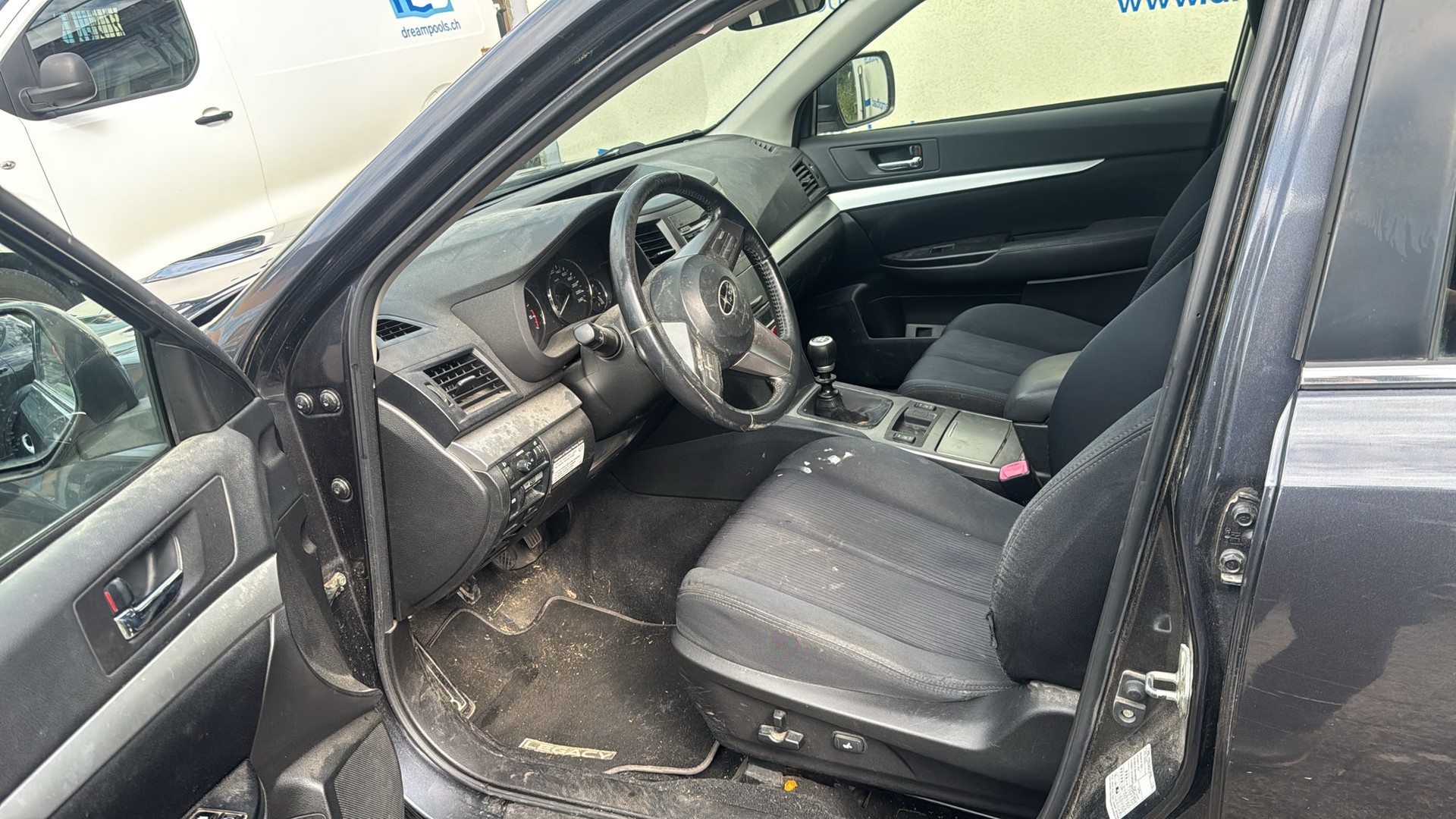 SUBARU Legacy 2.0D Swiss AWD-image-5