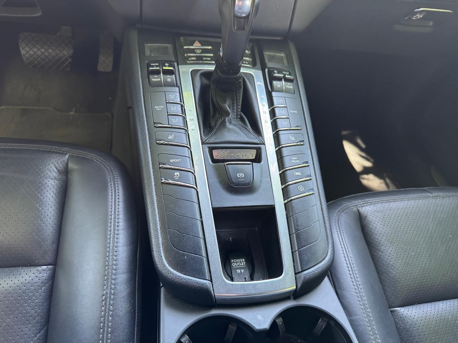 PORSCHE Macan S PDK-image-9