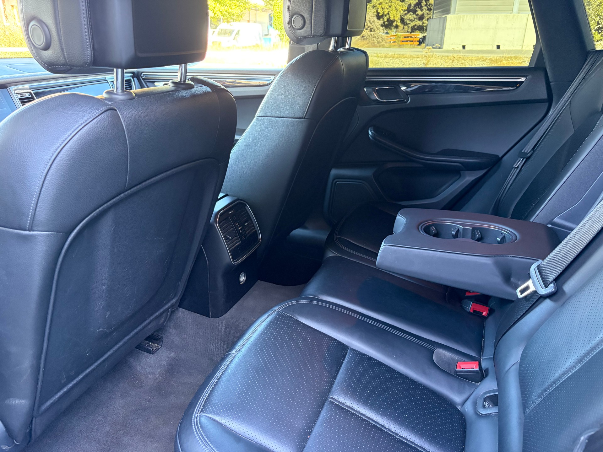 PORSCHE Macan S PDK-image-11