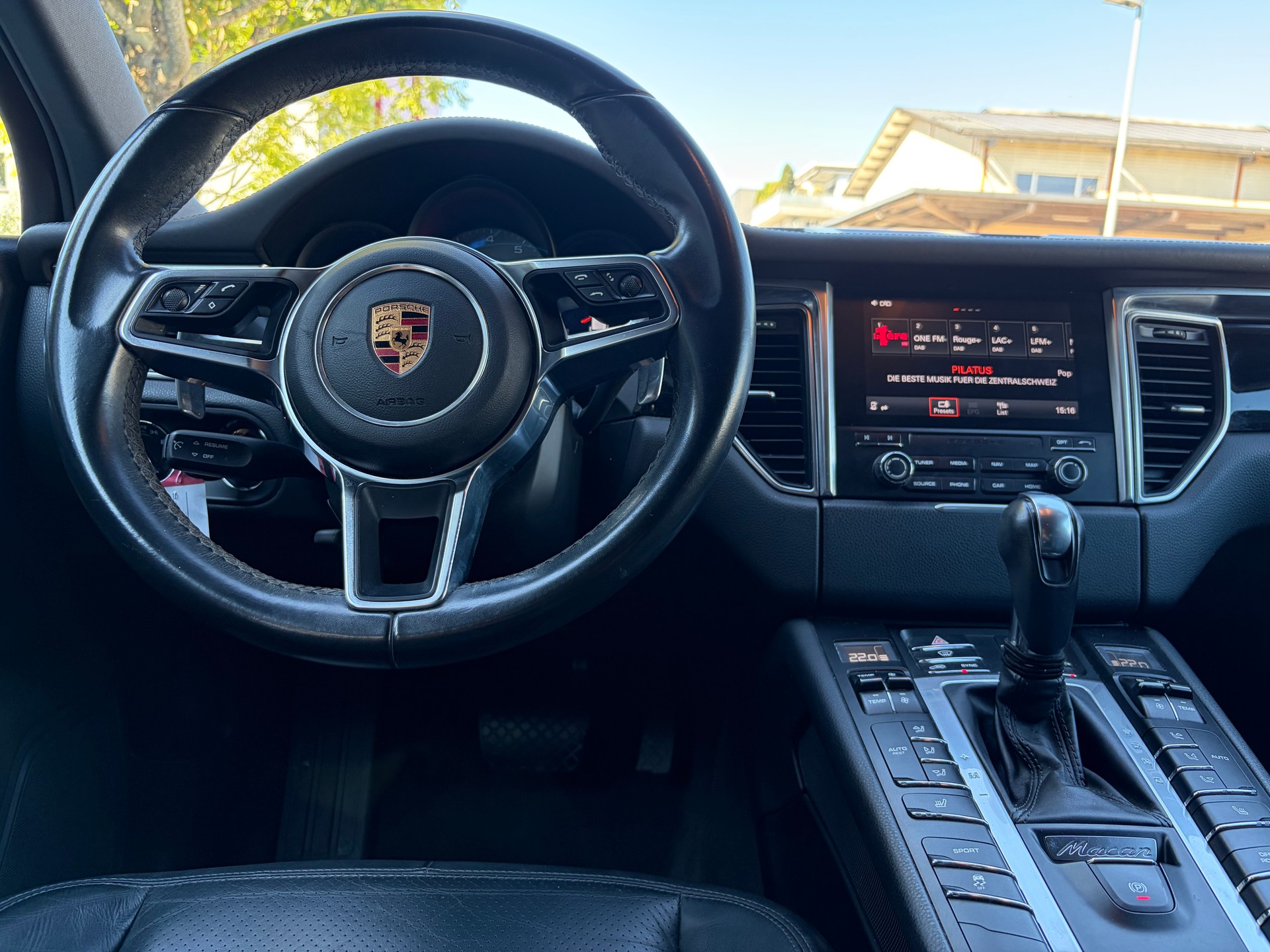 PORSCHE Macan S PDK-image-8