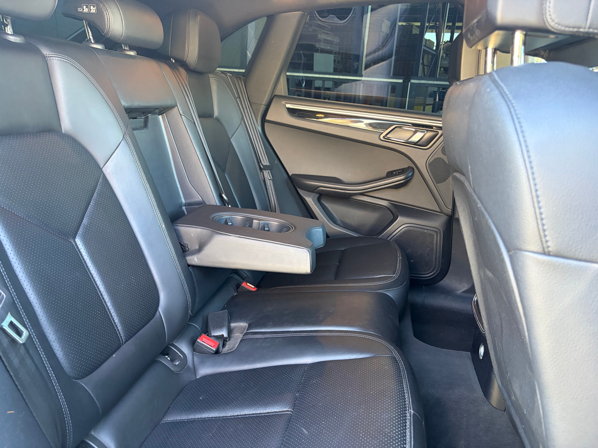 PORSCHE Macan S PDK-image-12