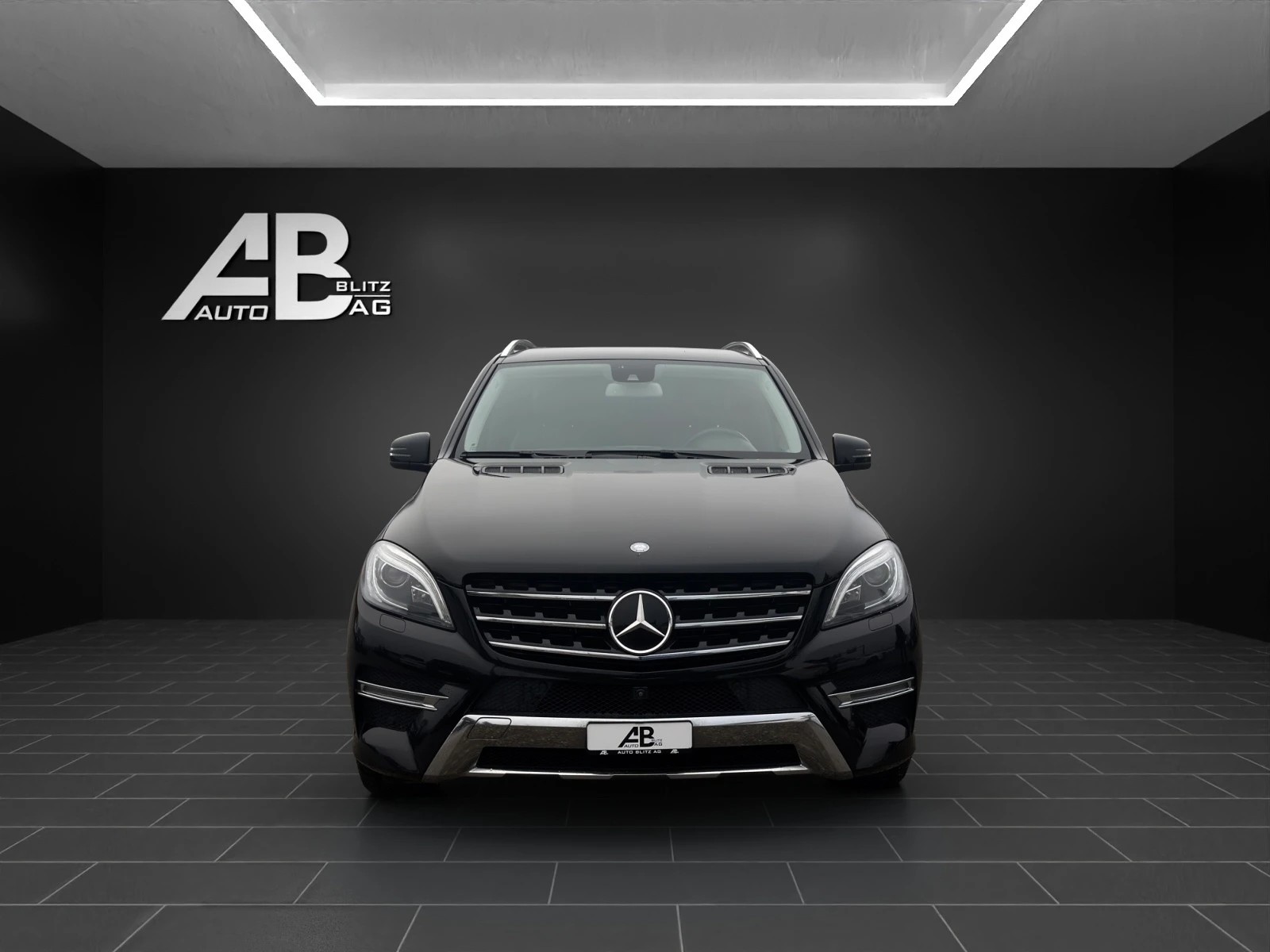 MERCEDES-BENZ ML 500 Executive AMG Sport-Paket 4Matic 7G-Tronic-image-0