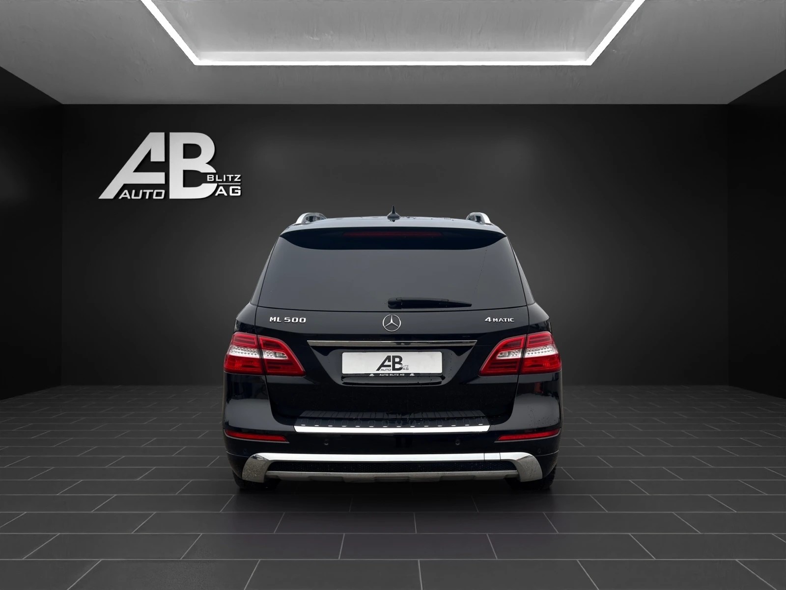 MERCEDES-BENZ ML 500 Executive AMG Sport-Paket 4Matic 7G-Tronic-image-3