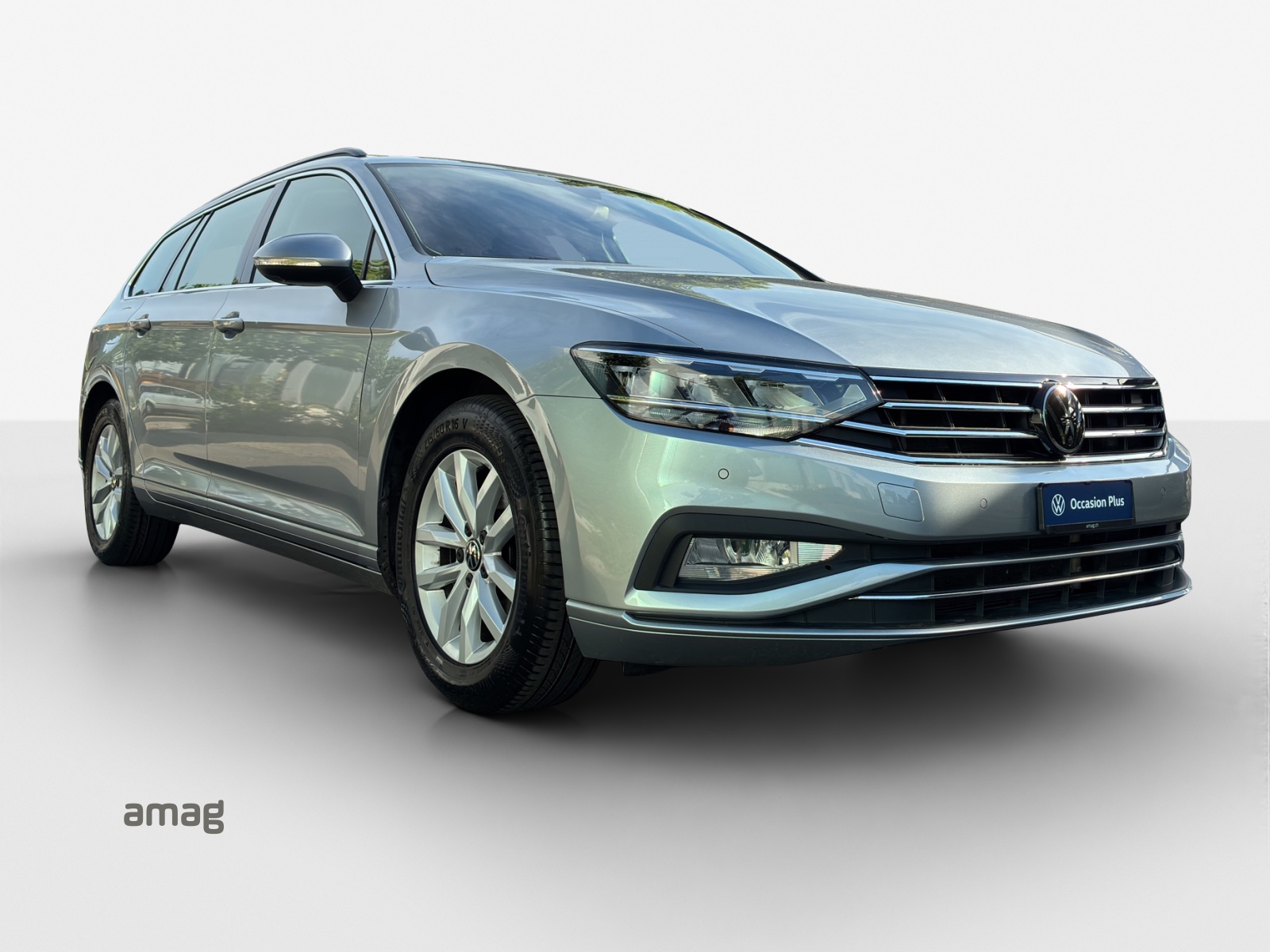 VW Passat 2.0 TDI BMT Business DSG-image-5