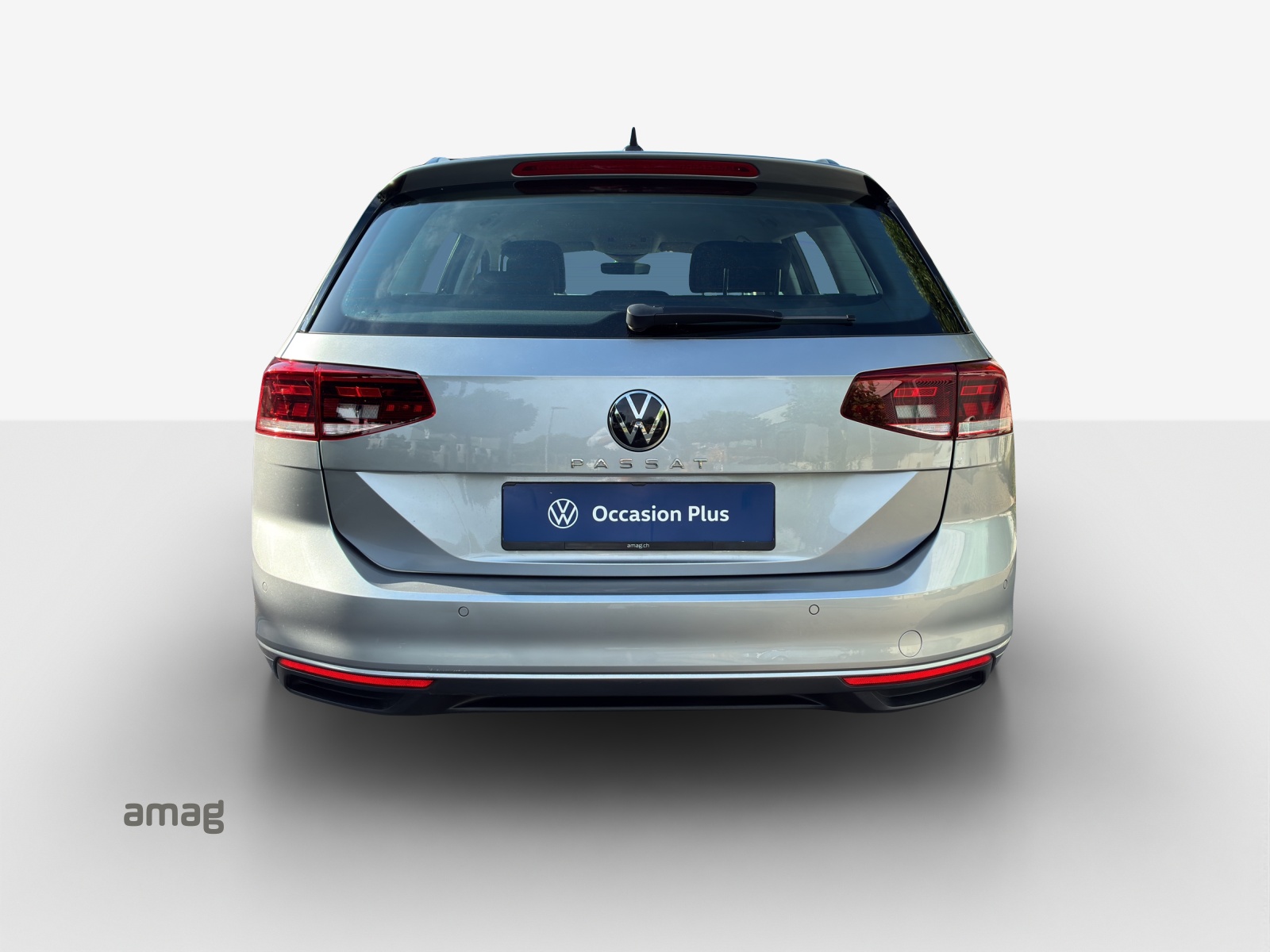 VW Passat 2.0 TDI BMT Business DSG-image-3