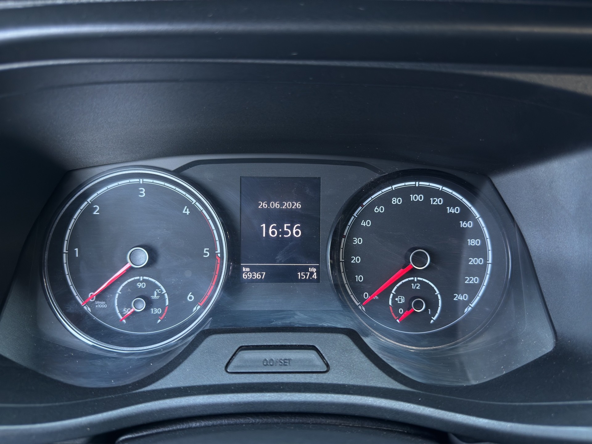 VW T6.1 2.0 TDI 4Motion-image-10