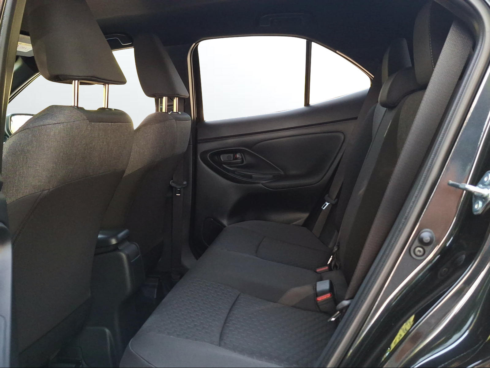 TOYOTA Yaris Cross 1.5 Trend AWDi e-CVT-image-11