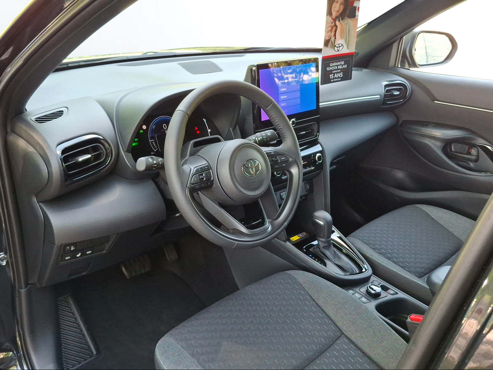 TOYOTA Yaris Cross 1.5 Trend AWDi e-CVT-image-9