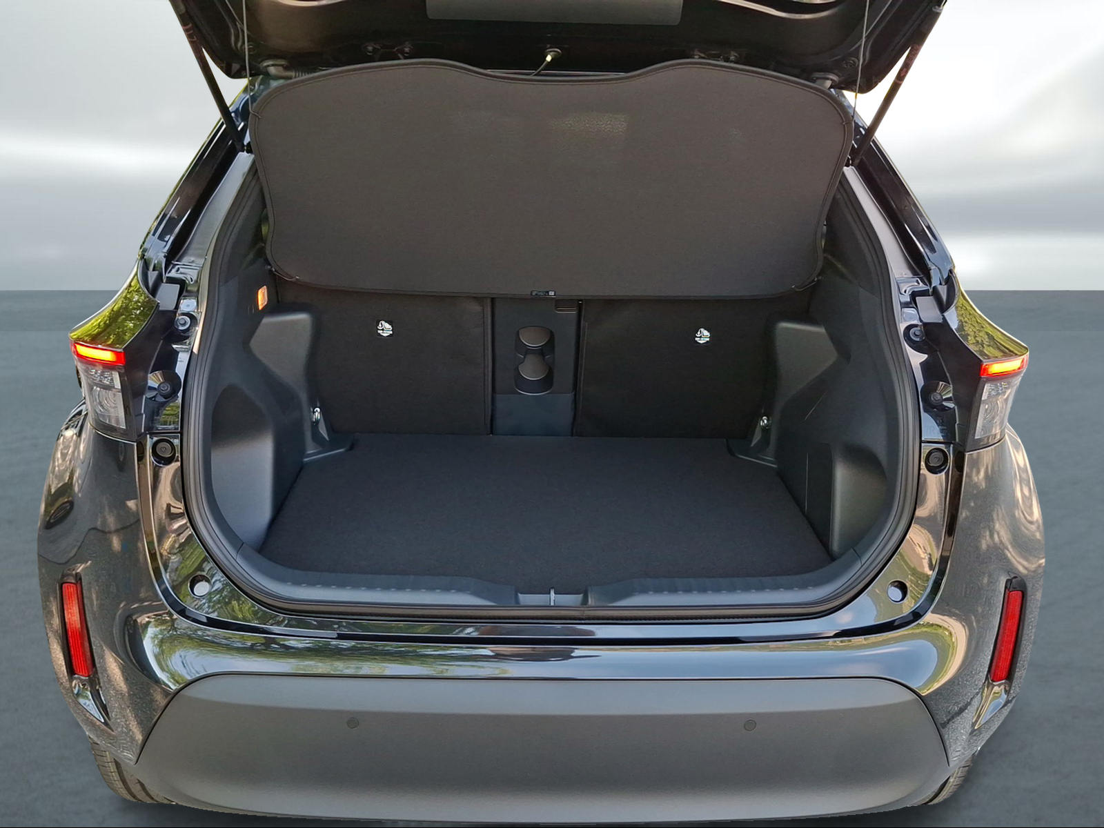 TOYOTA Yaris Cross 1.5 Trend AWDi e-CVT-image-12