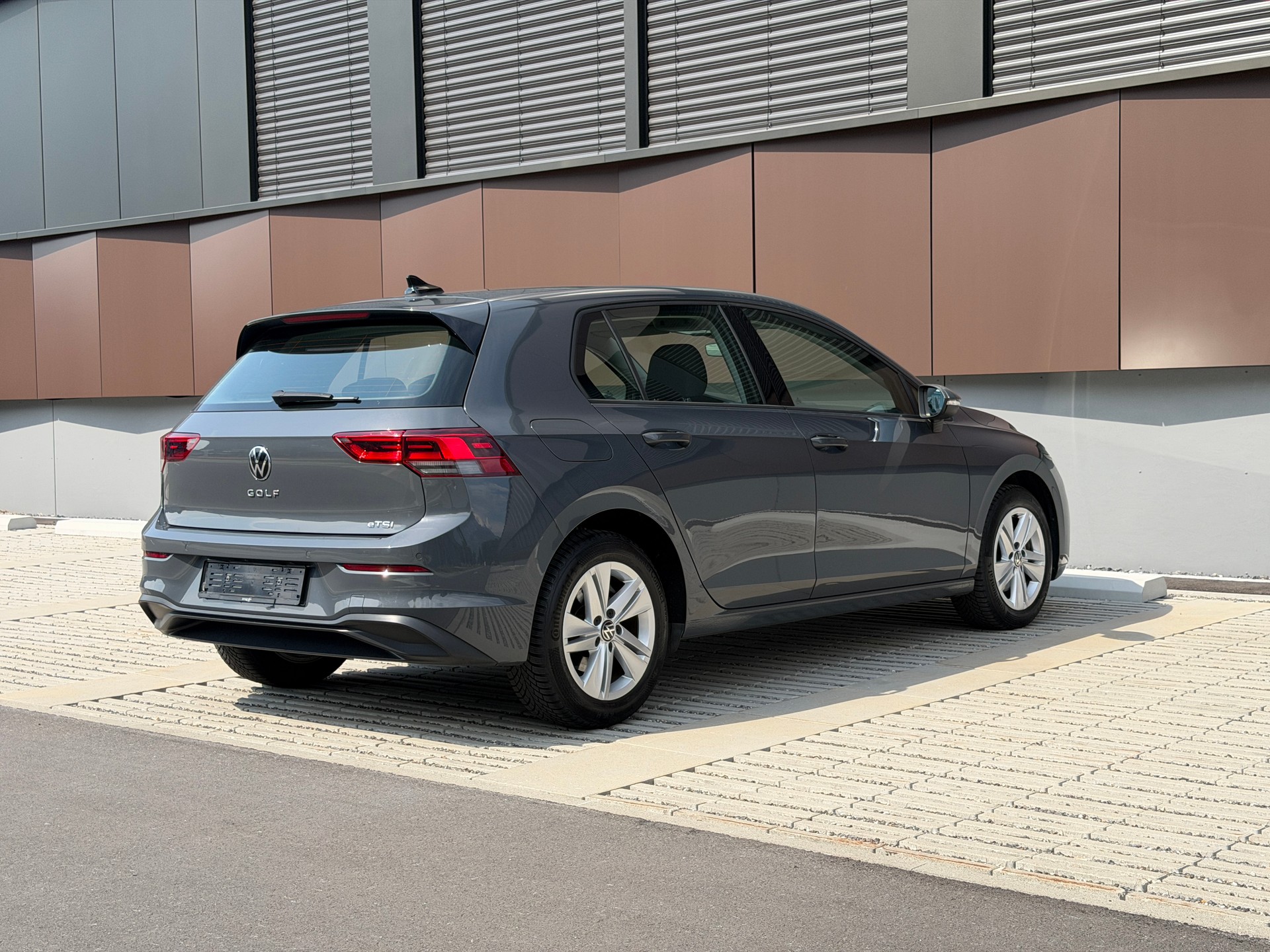VW Golf 1.0 TSI Life *Assistenzpaket* *Rückfahrkamera*-image-5