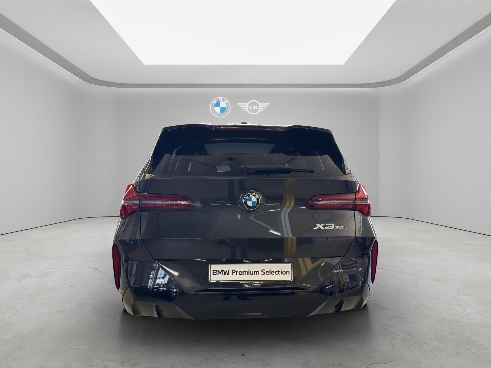 BMW X3 30e xDrive-image-15