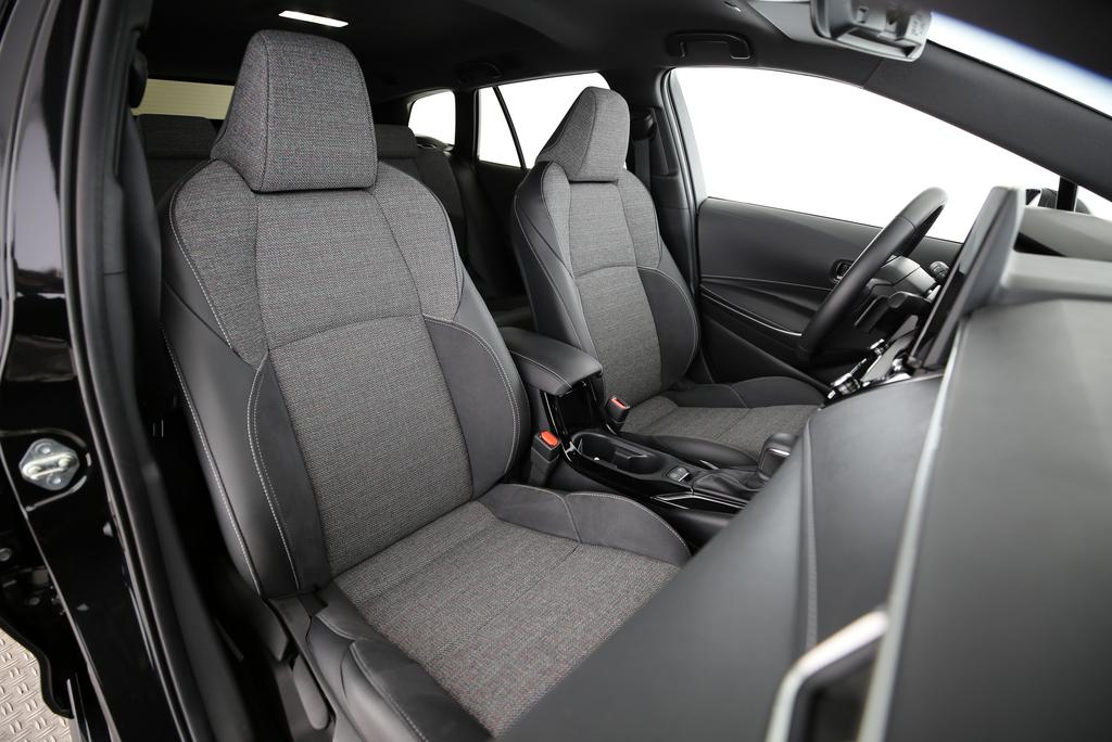 TOYOTA Corolla Touring Sports 2.0 HSD Trend-image-10
