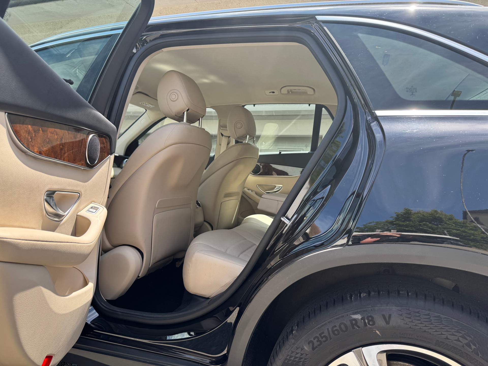 MERCEDES-BENZ GLC 250 Exclusive 4Matic 9G-Tronic-image-3