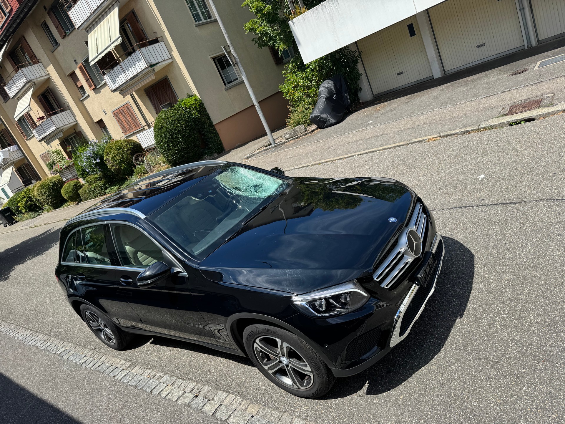 MERCEDES-BENZ GLC 250 Exclusive 4Matic 9G-Tronic-image-2