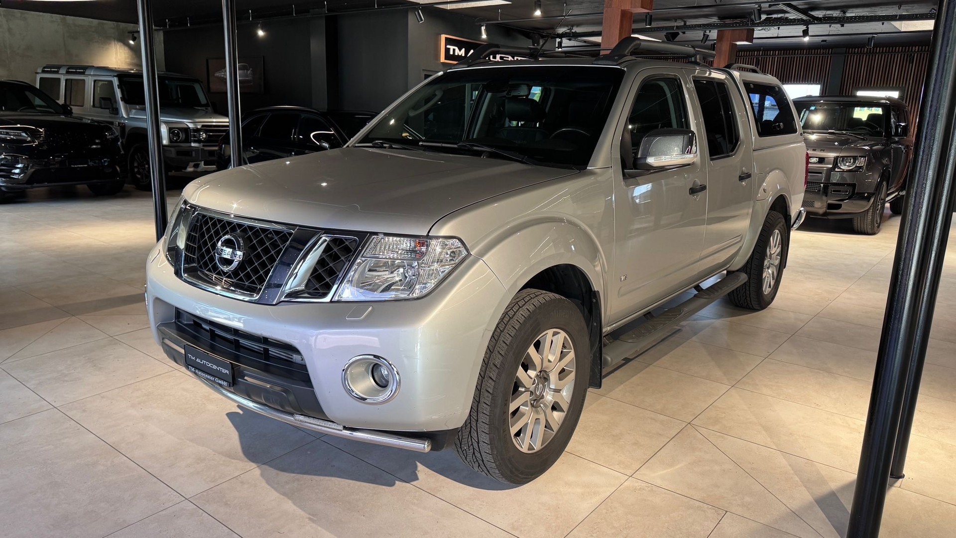 NISSAN Navara V6 Double Cab LE EVO 3.0 dCi 4WD Automat-image-0
