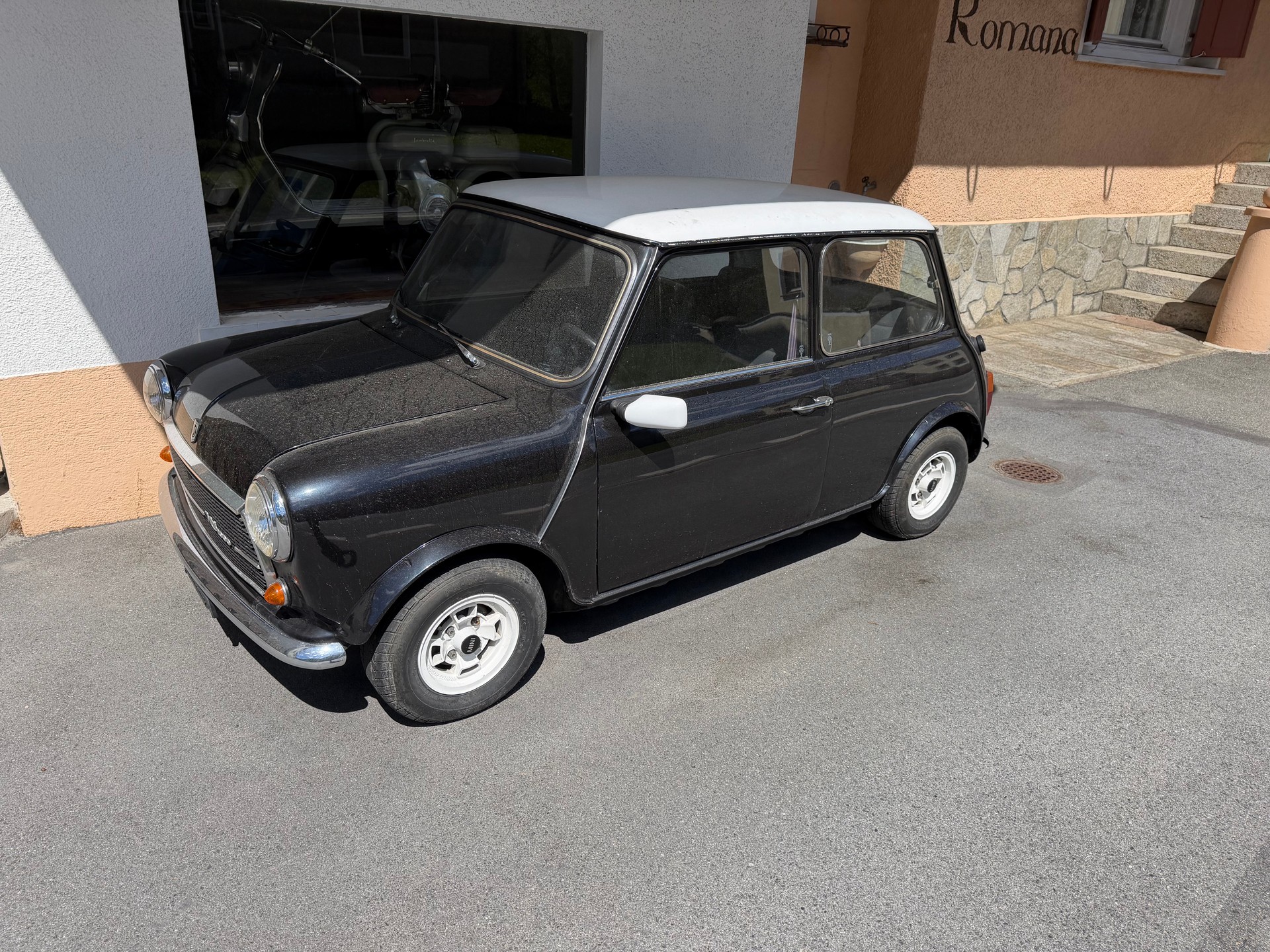 MINI 1000-image-0