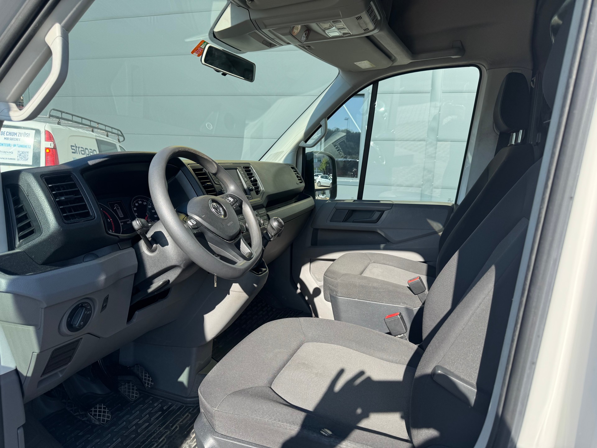 VW Crafter 35 2.0 BiTDI L3-image-8