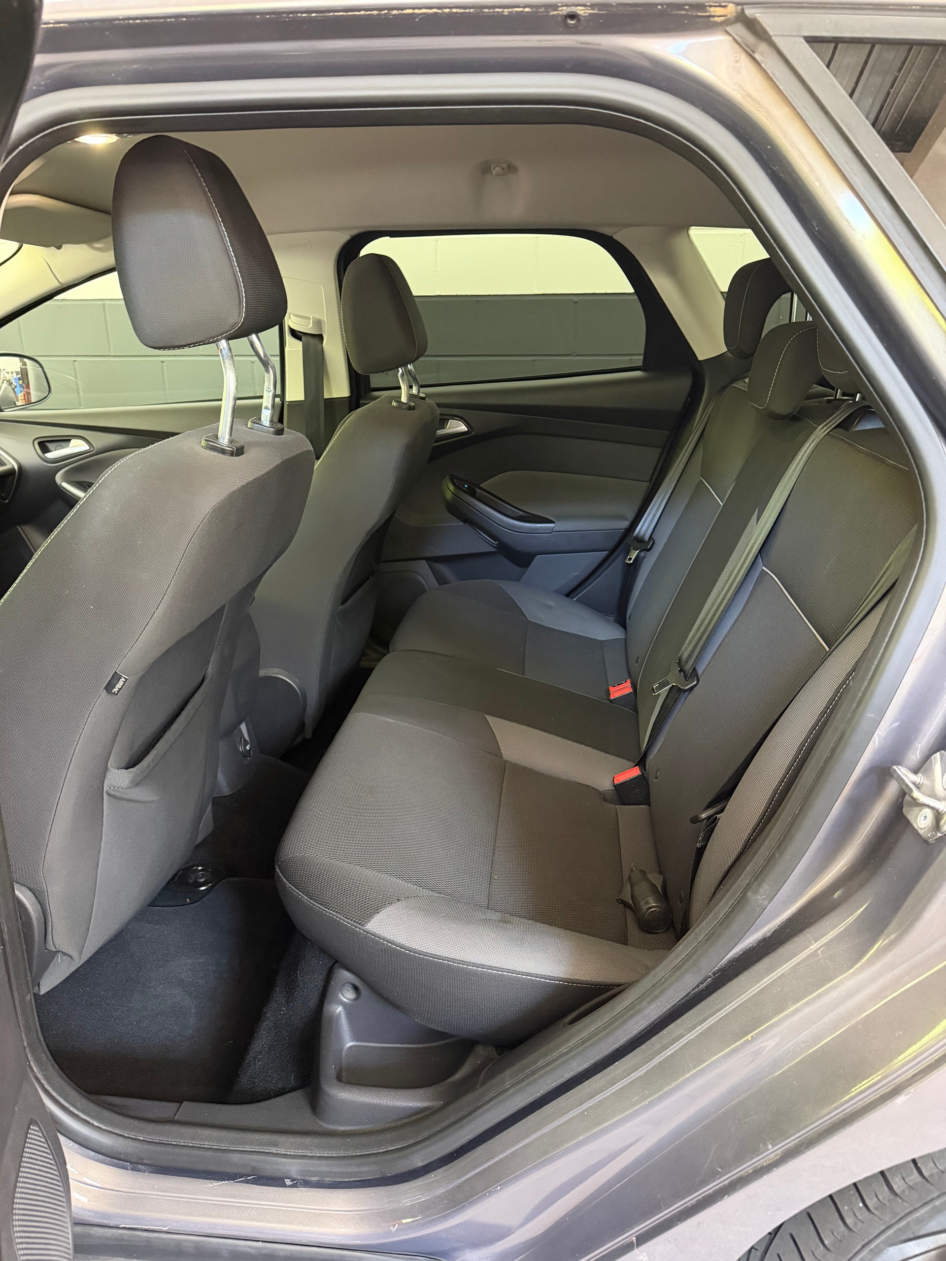 FORD Focus 1.6 SCTi Carving //NEU AB MFK!-image-14