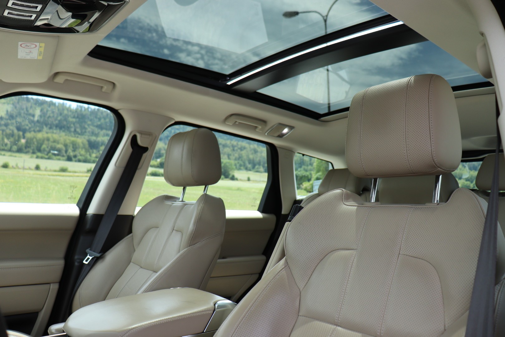 LAND ROVER Range Rover Sport 2.0SD4 S Automatic • Garantie • Voiture CH • Expertise-image-9
