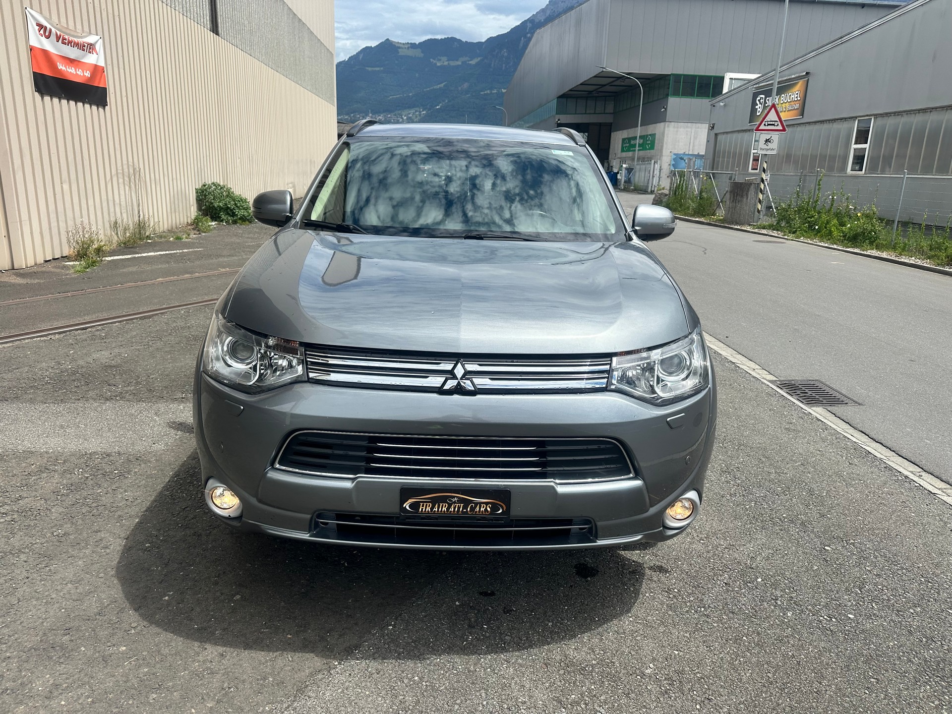 MITSUBISHI Outlander 2.0 PHEV Navigator eAssist-image-0