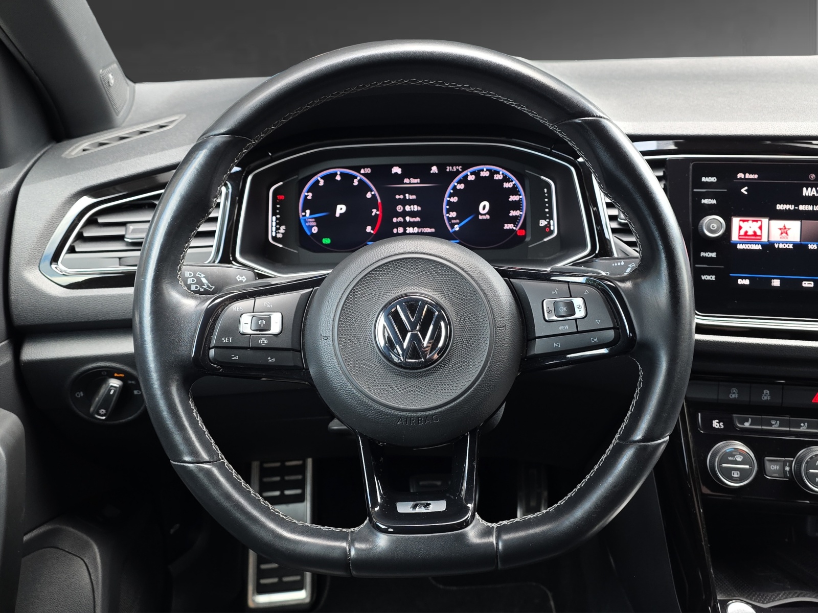 VW T-Roc 2.0 TSI R DSG 4Motion-image-8