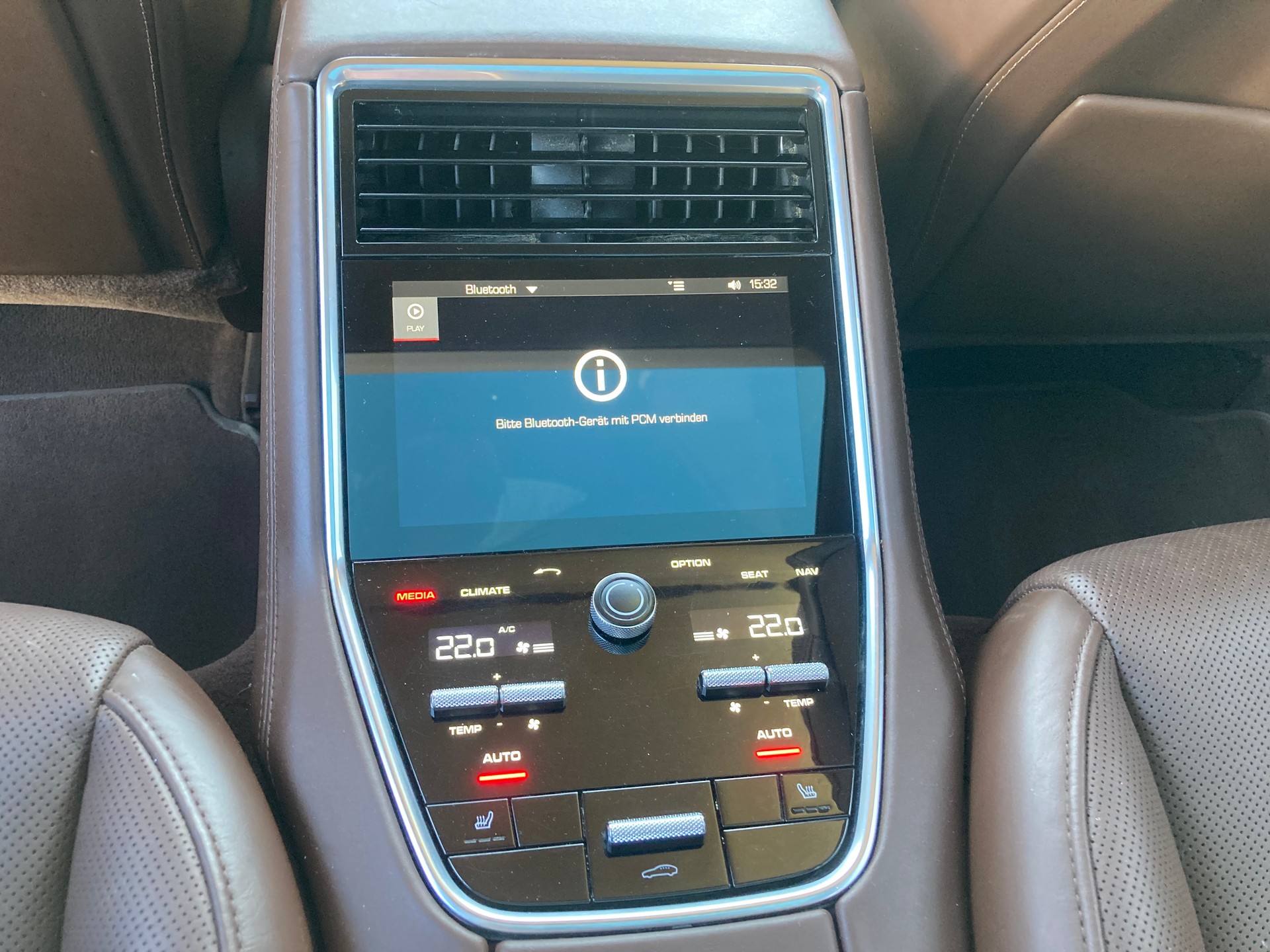 PORSCHE Panamera Turbo S E-Hybrid PDK-image-9