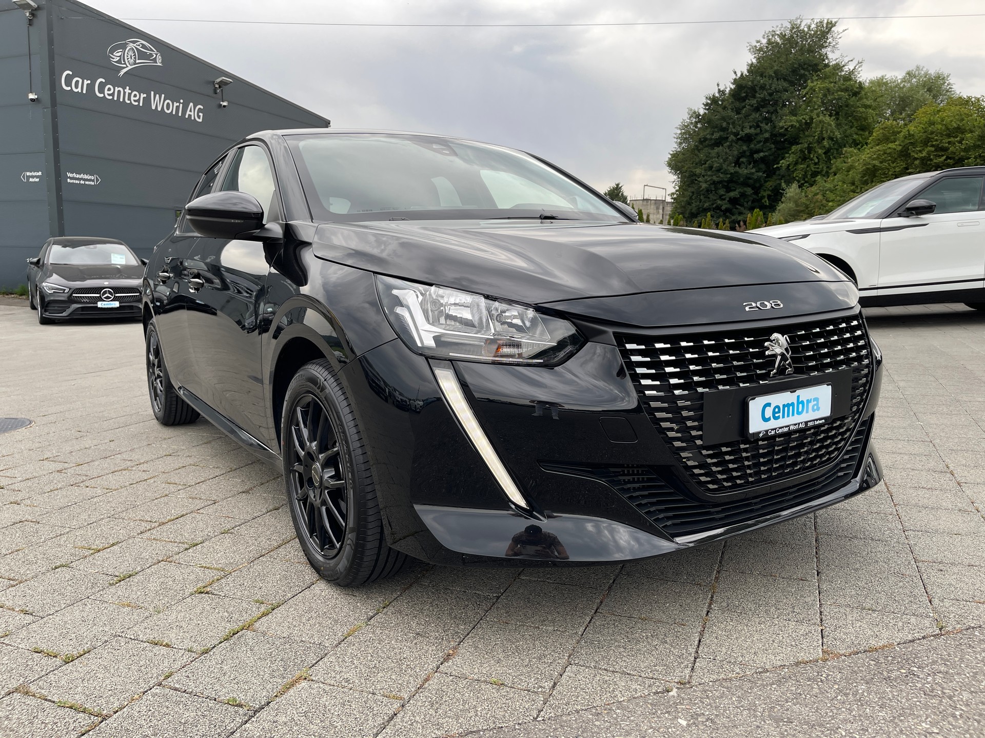 PEUGEOT 208 1.2 PureTech Active Pack EAT8-image-5