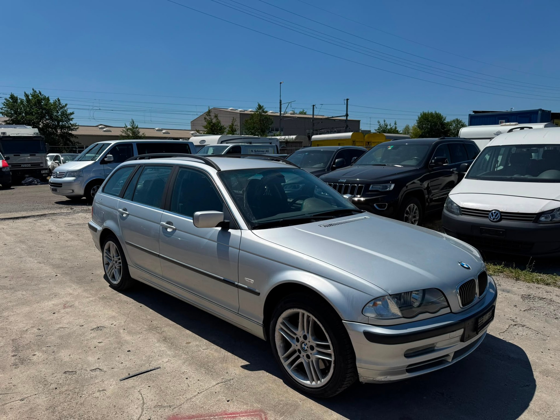 BMW 330xi Touring-image-3