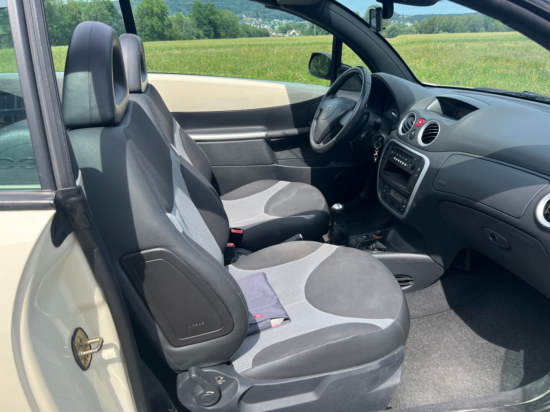 CITROEN C3 Pluriel 1.4i-image-7