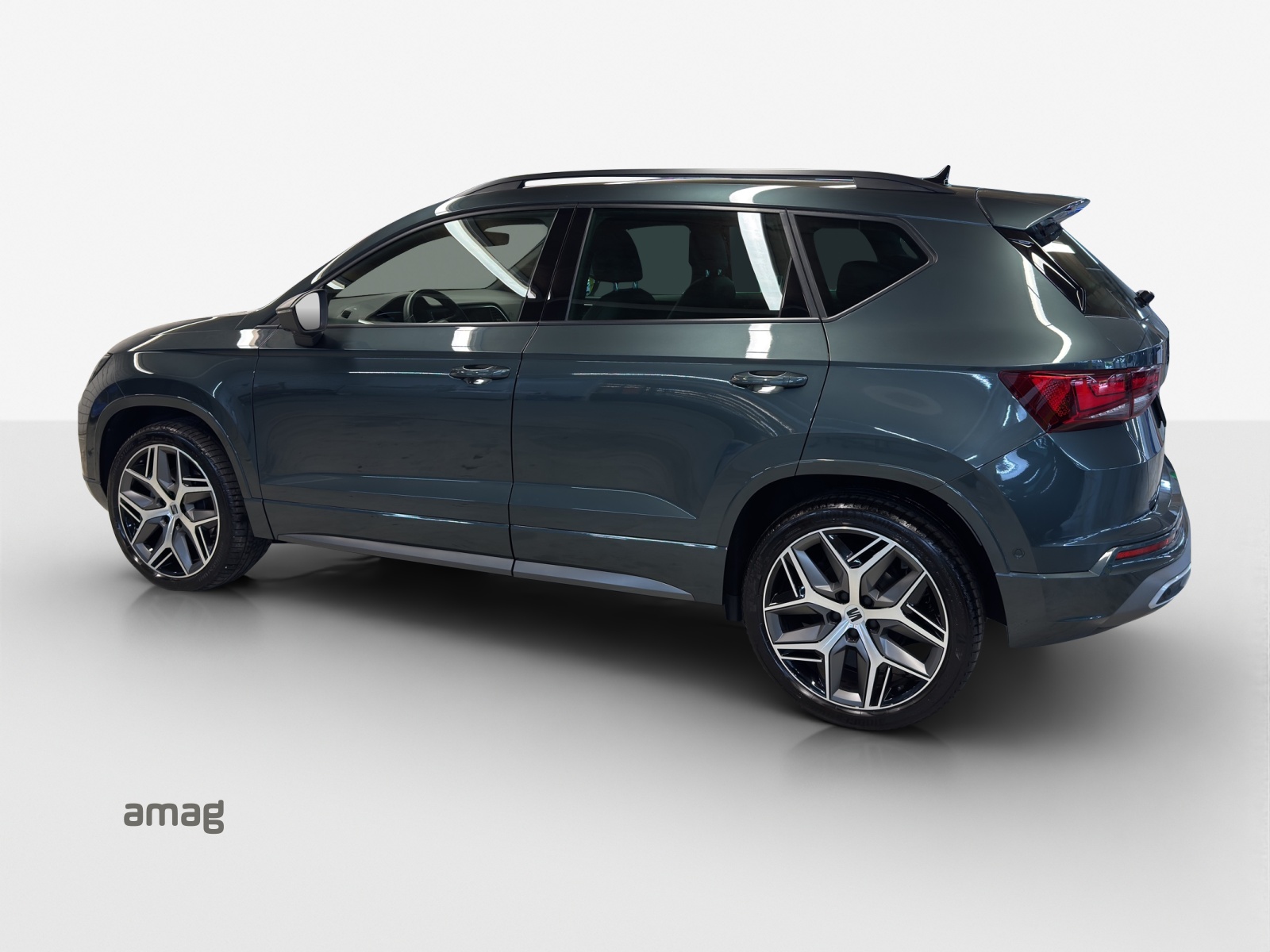 SEAT Ateca 2.0 TSI Hola FR 4Drive DSG-image-2