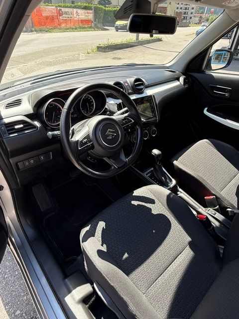 SUZUKI Swift 1.0 12V Compact Top Automatic-image-9