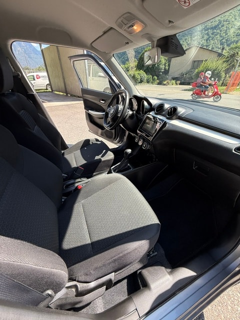 SUZUKI Swift 1.0 12V Compact Top Automatic-image-15