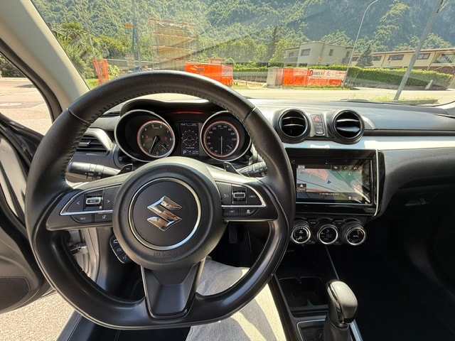 SUZUKI Swift 1.0 12V Compact Top Automatic-image-11
