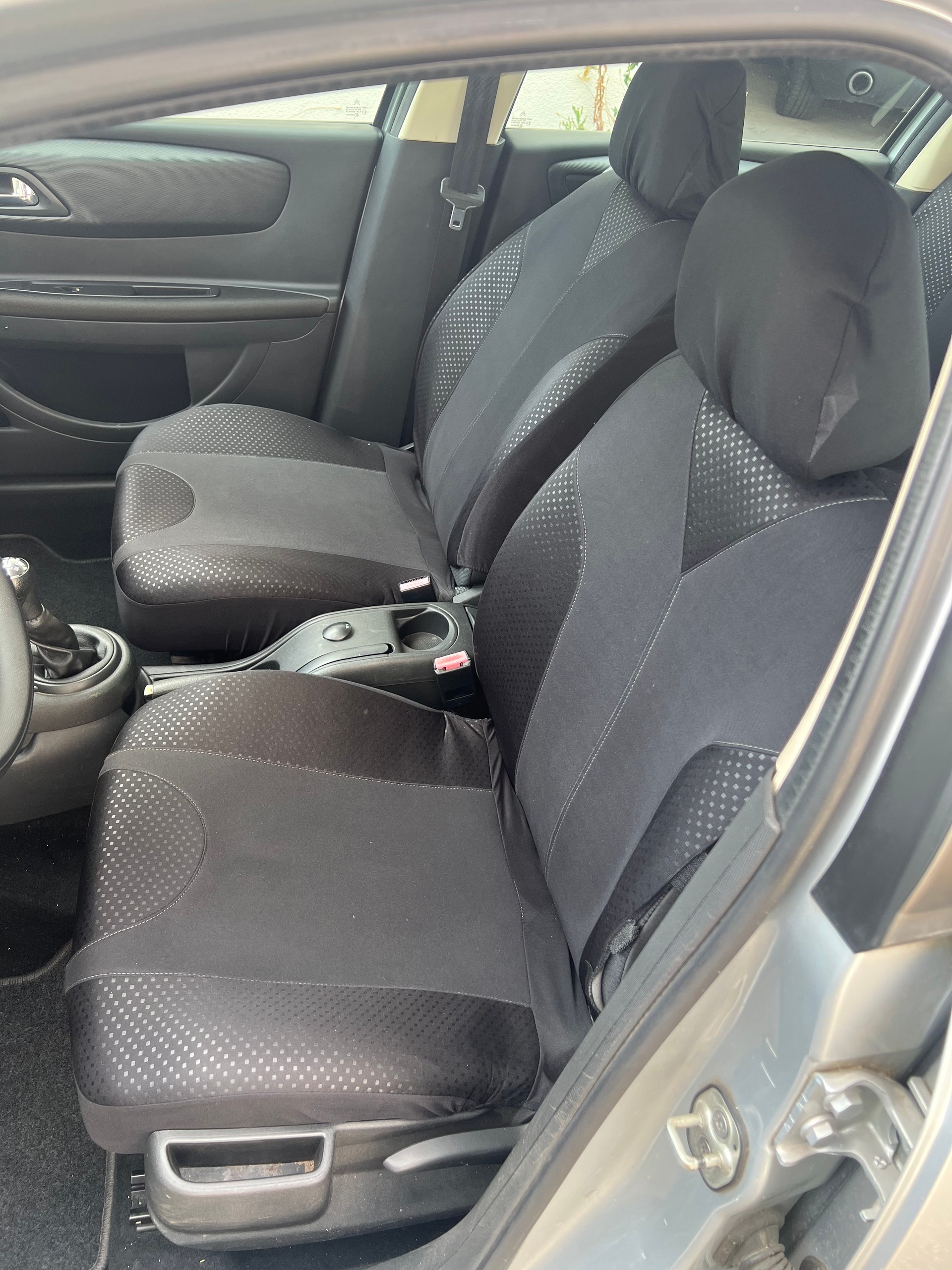 CITROEN C4 Berline 1.4i 16V Essentiel (X)-image-7