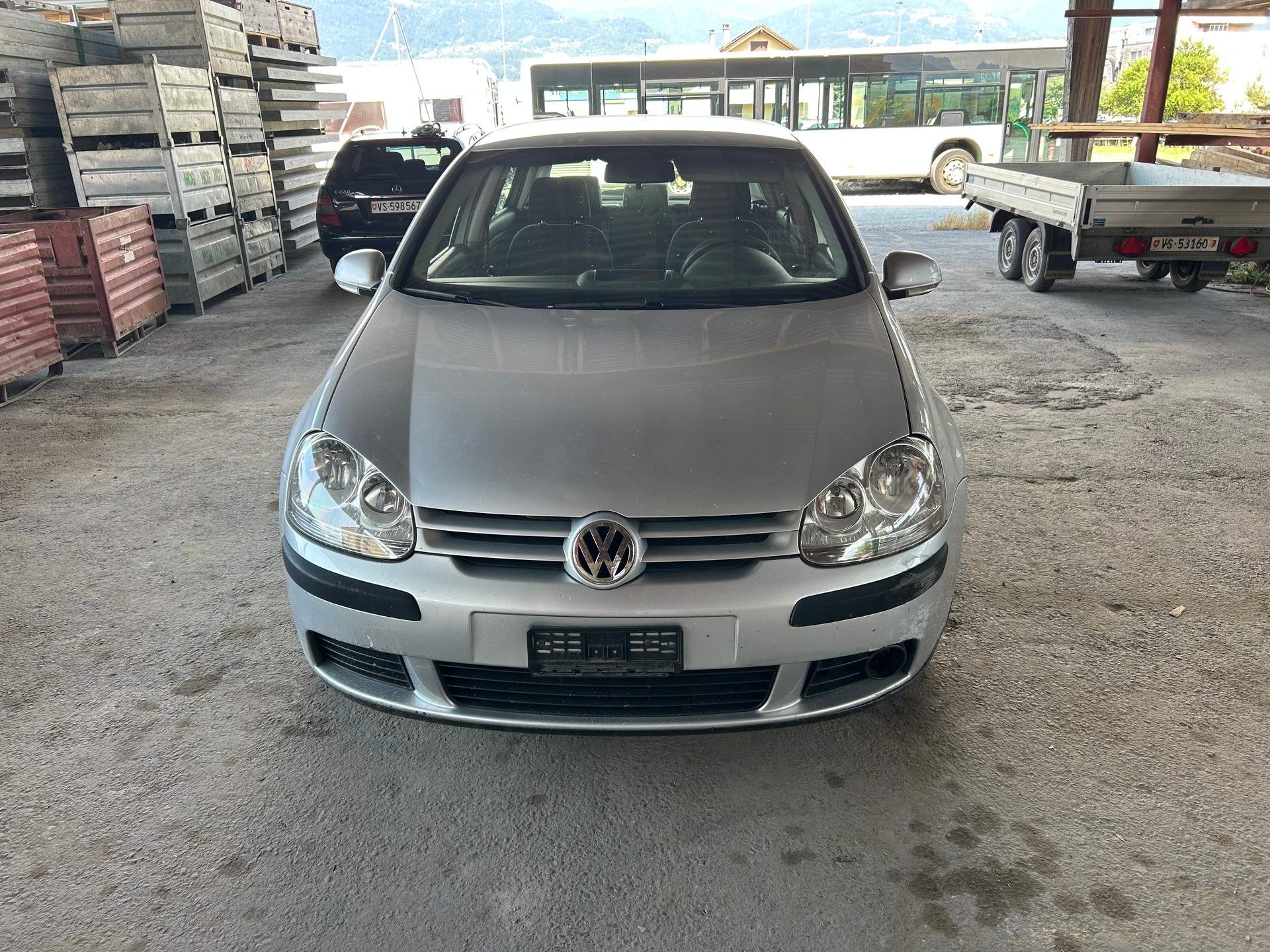VW Golf 1.9 TDI Trend Edition 4Motion-image-3