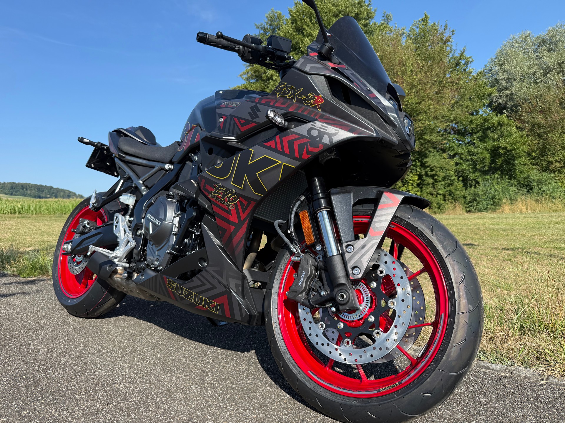 SUZUKI GSX 8 R EVO-image-8