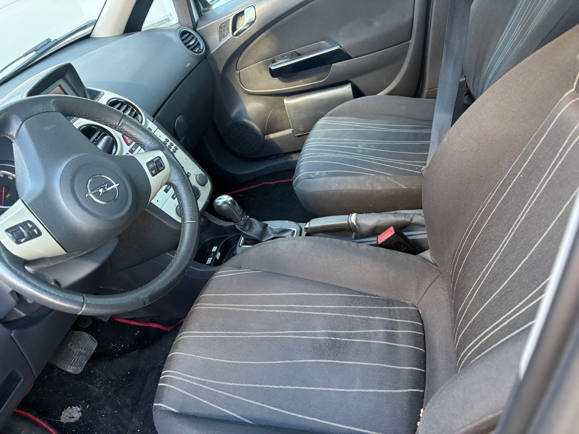 OPEL Corsa 1.4 TP Sport-image-8