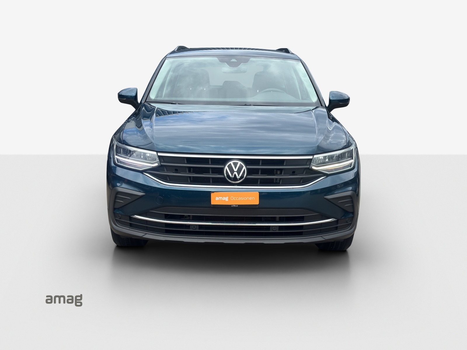 VW Tiguan 2.0 TDI SCR Life 4Motion DSG-image-6