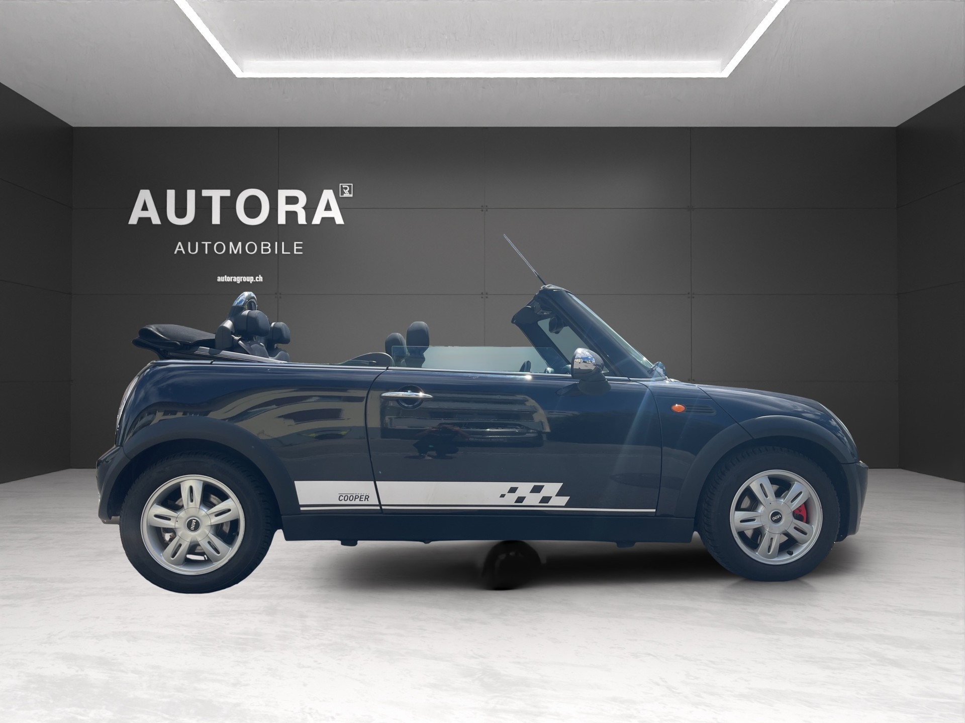 MINI Cooper Cabriolet-image-6