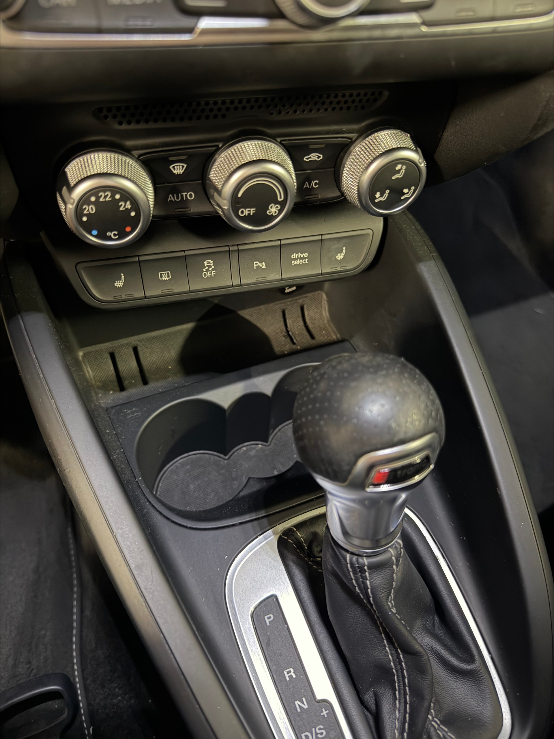 AUDI A1 SB S-Line 1.4 TFSI Sport S-tronic-image-12
