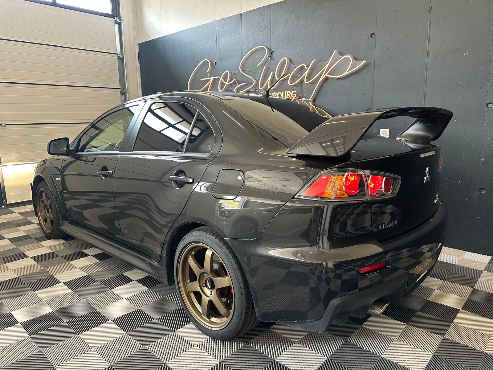 MITSUBISHI Lancer Evo X Final Edition-image-3