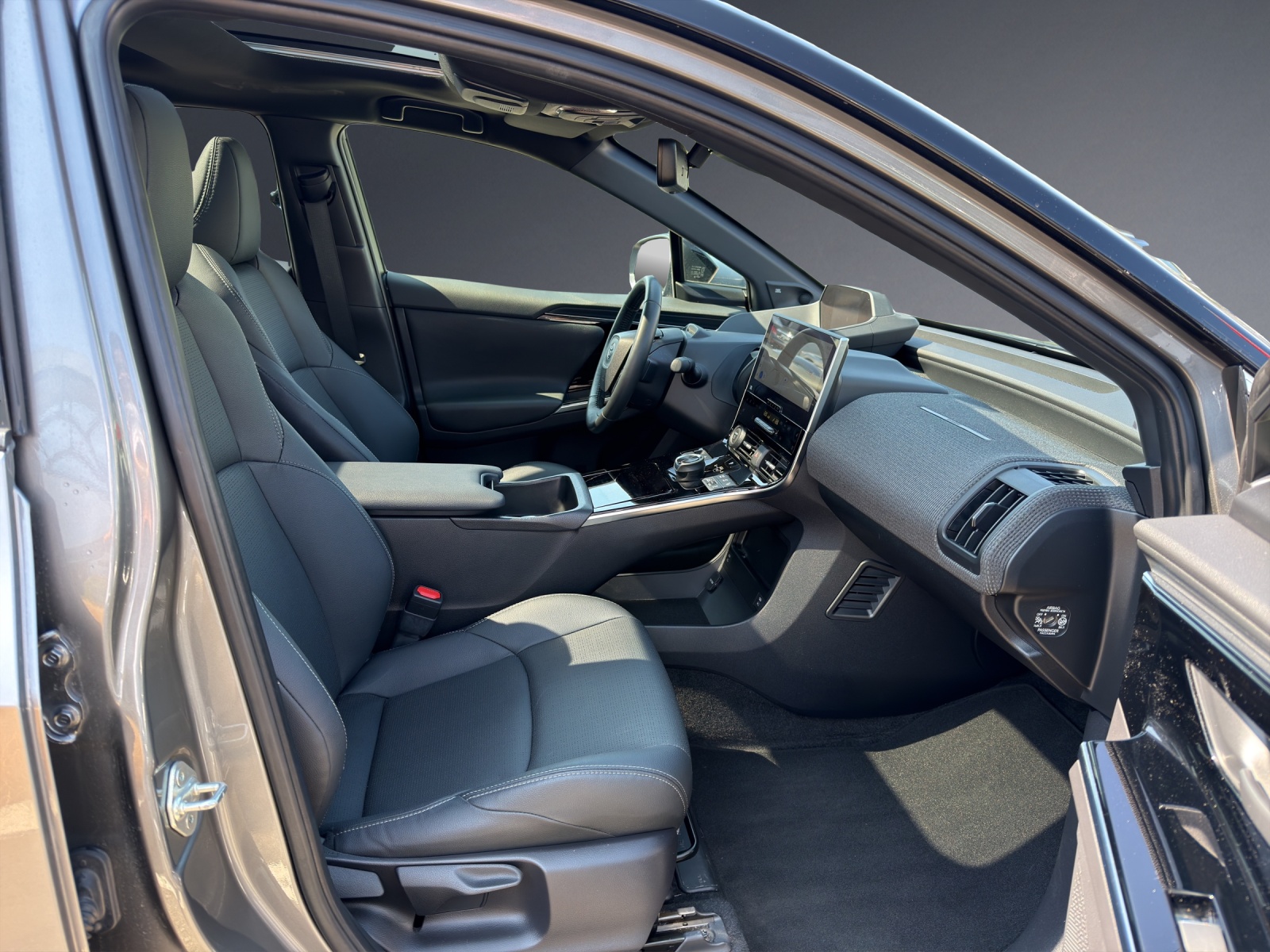 TOYOTA bZ4X Premium 71,4 kWh 4WD-image-6