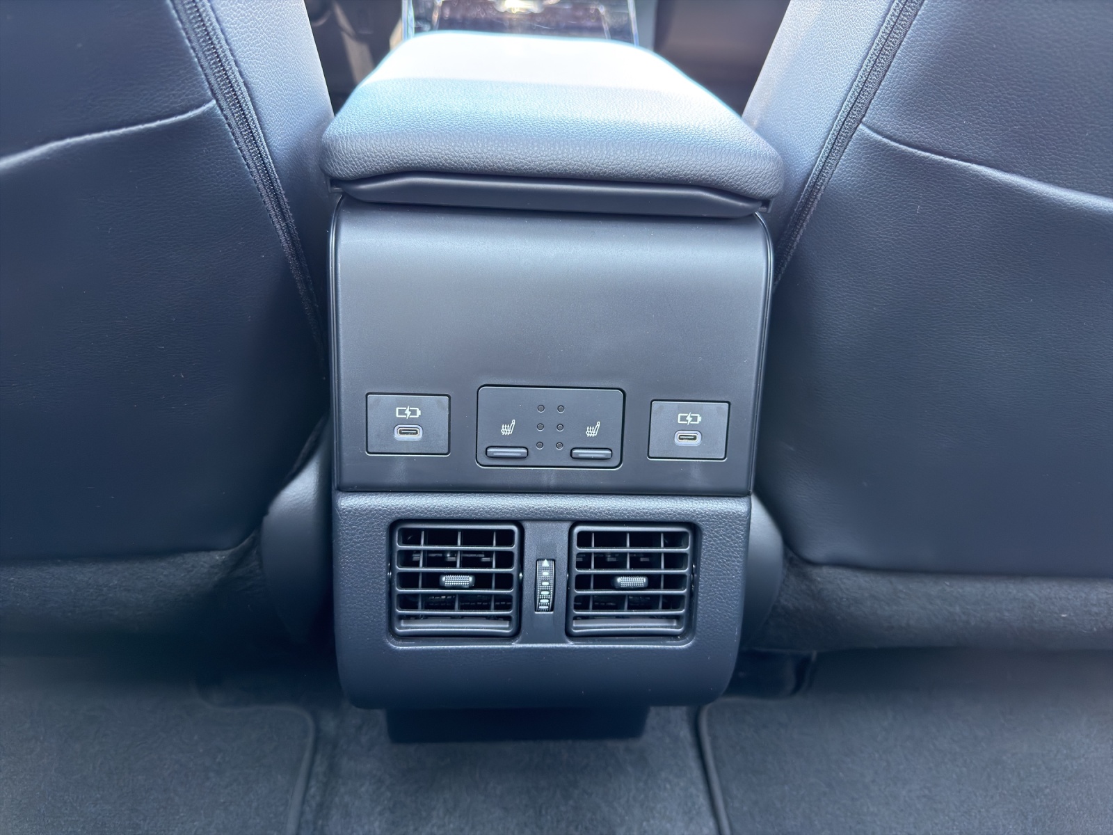 Image TOYOTA BZ4X bZ4X Premium 71,4 kWh 4WD